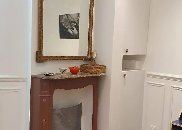 16m2 Dans Immeuble Hausmannien Lägenhet *