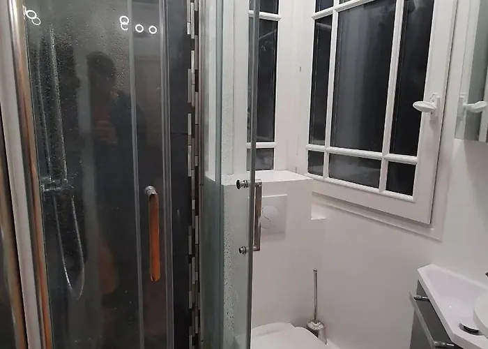 Lägenhet 16m2 Dans Immeuble Hausmannien Paris